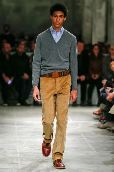 Look 1